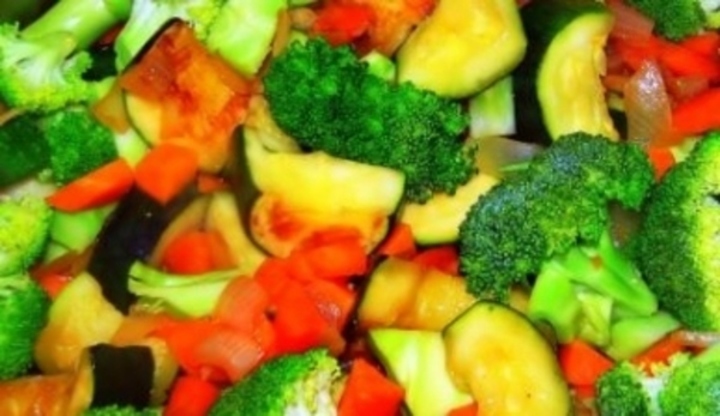 Nakrájená zelenina s brokolicí 