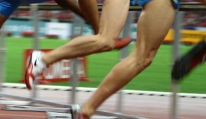 Nohy běžící osoby 