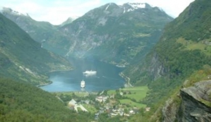 Údolí v Norsku zaplavené mořem