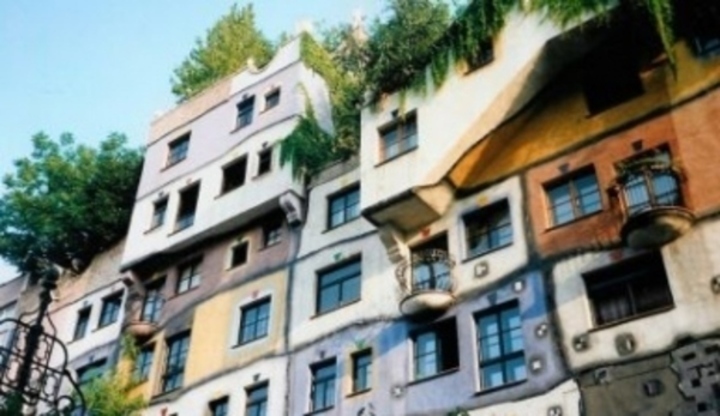 Neobvyklá stavba Hundertwasser v Rakousku 