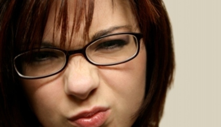 Žena s dioptrickými brýlemi 