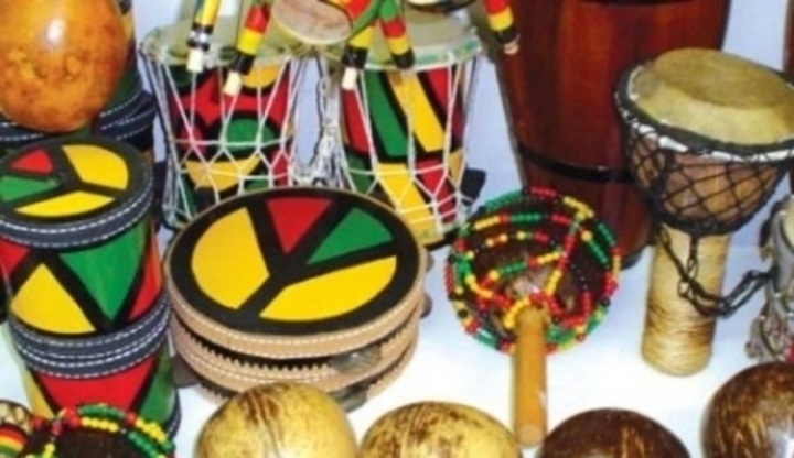 Barevné africké bubny